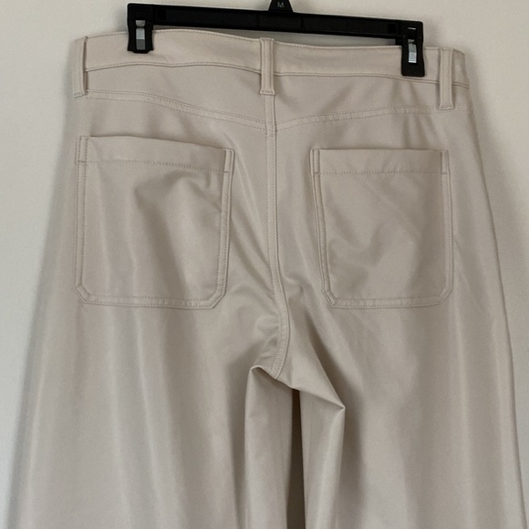 Banana Republic Winter white faux leather pants, size 29/8 - Picture 5 of 7